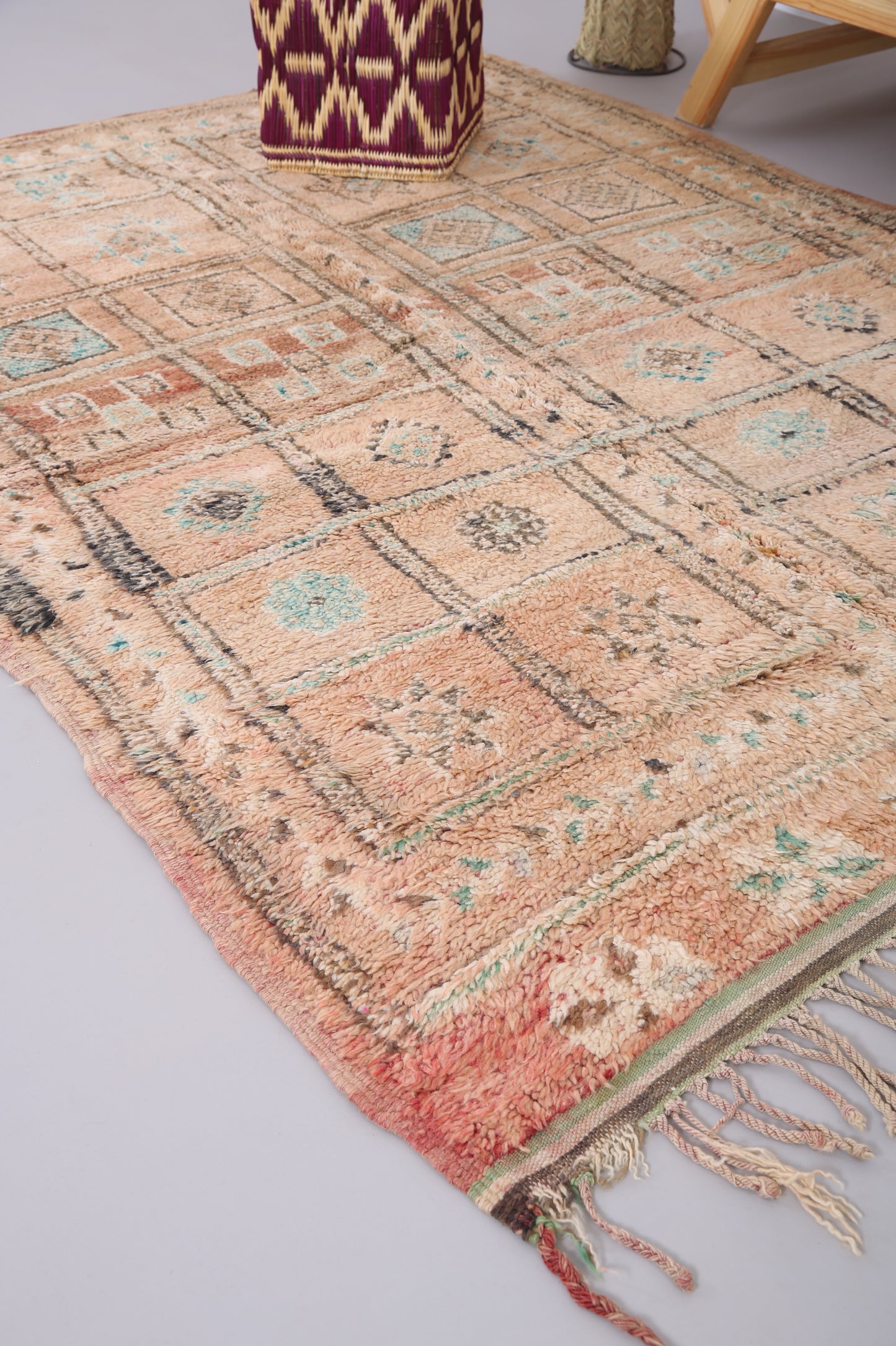 tapis berbère marocain authentique vintage 5,5 FT X 7,3 FT