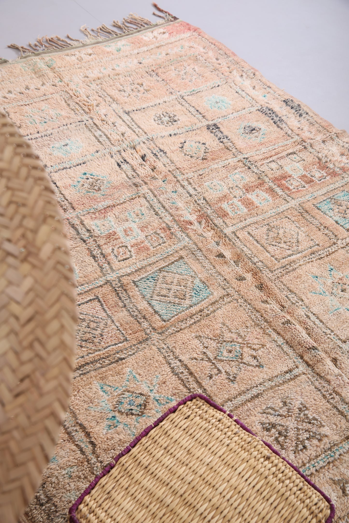 tapis berbère marocain authentique vintage 5,5 FT X 7,3 FT