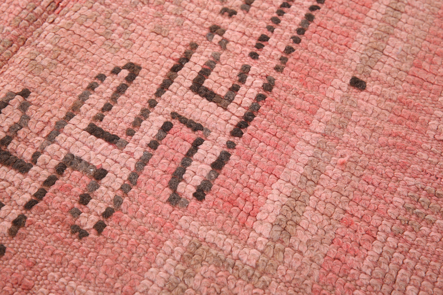 Pink vintage boujaad rug 5.6 FT X 9.6 FT