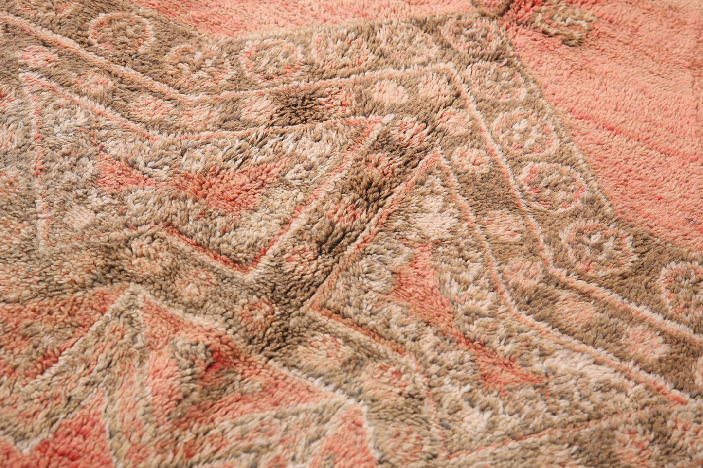 Pfirsichfarbener marokkanischer Boujaad-Teppich 6,7 x 13 Fuß - marokkanischer Vintage-Teppich - handgemachter Teppich - großer Berberteppich - alter Boho-Teppich - Vintage-Tribal-Teppich