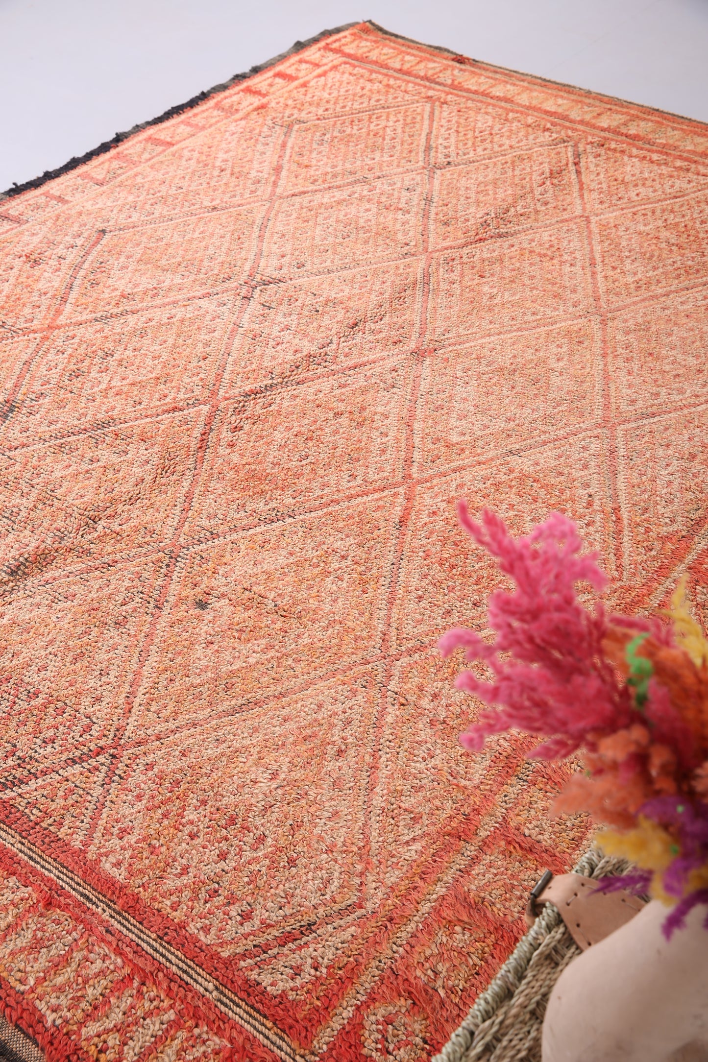Vintage authentischer Beni Mguild Teppich 6,4 FT x 9 FT - pfirsichfarbener marokkanischer Teppich - handgemachter Tribal Teppich - marokkanischer Boho Teppich - handgefertigter Berberteppich