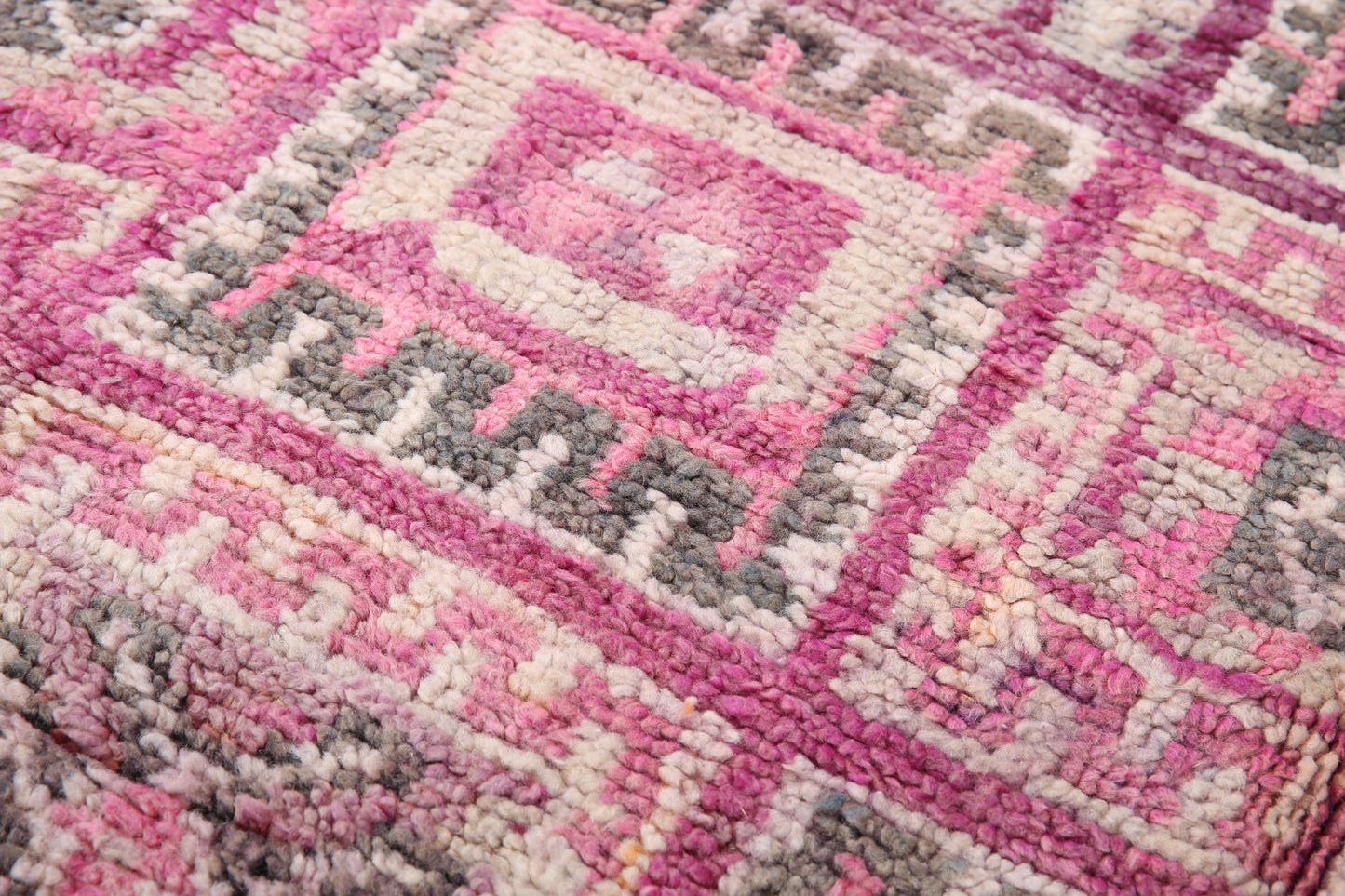 Lila marokkanischer Vintage-Teppich 17,6 x 3,2 m - Wohnzimmerteppich - handgemachter Teppich - marokkanischer Berberteppich - alter Boho-Teppich - Unikat-Teppich 70er