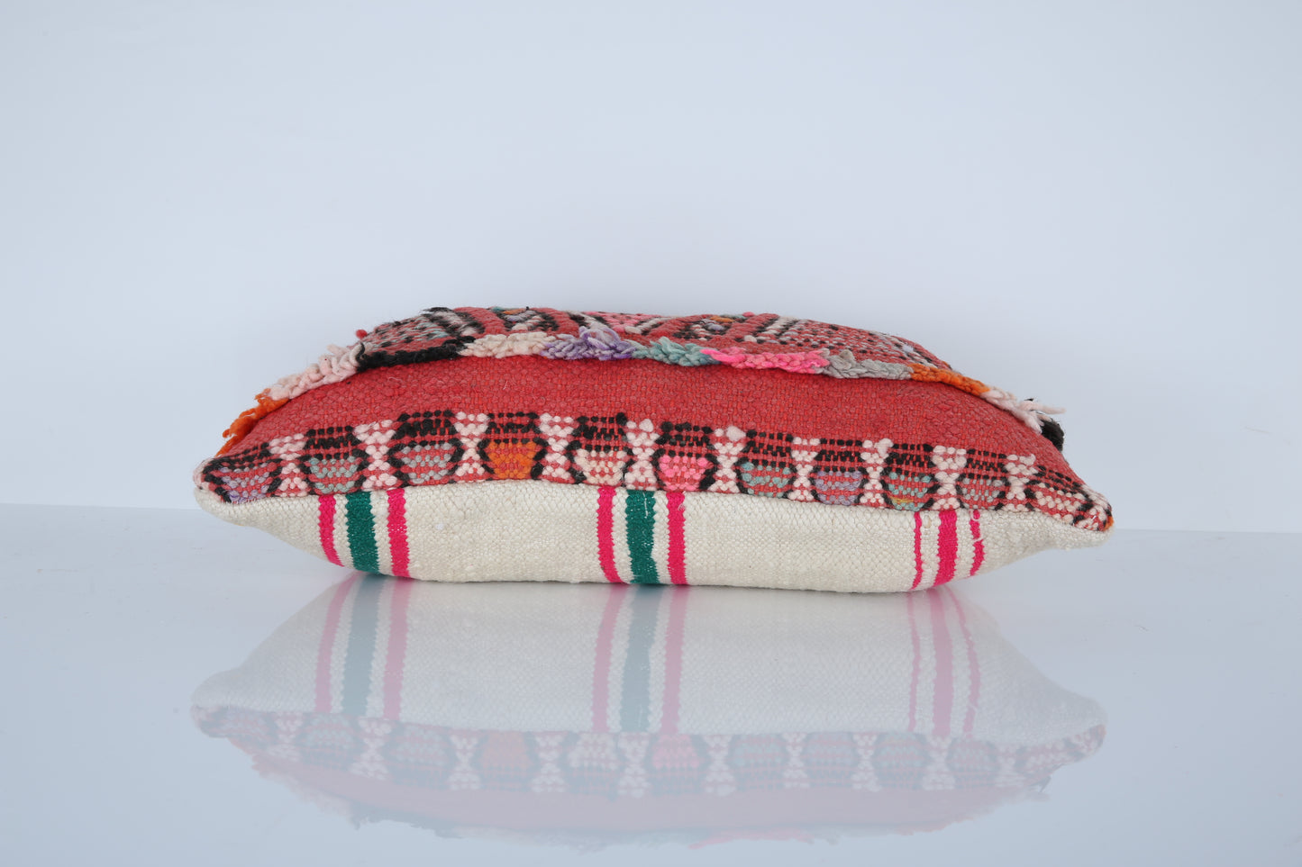 Set of 2 Vintage Moroccan Pillows 22’’ X 15.3’’