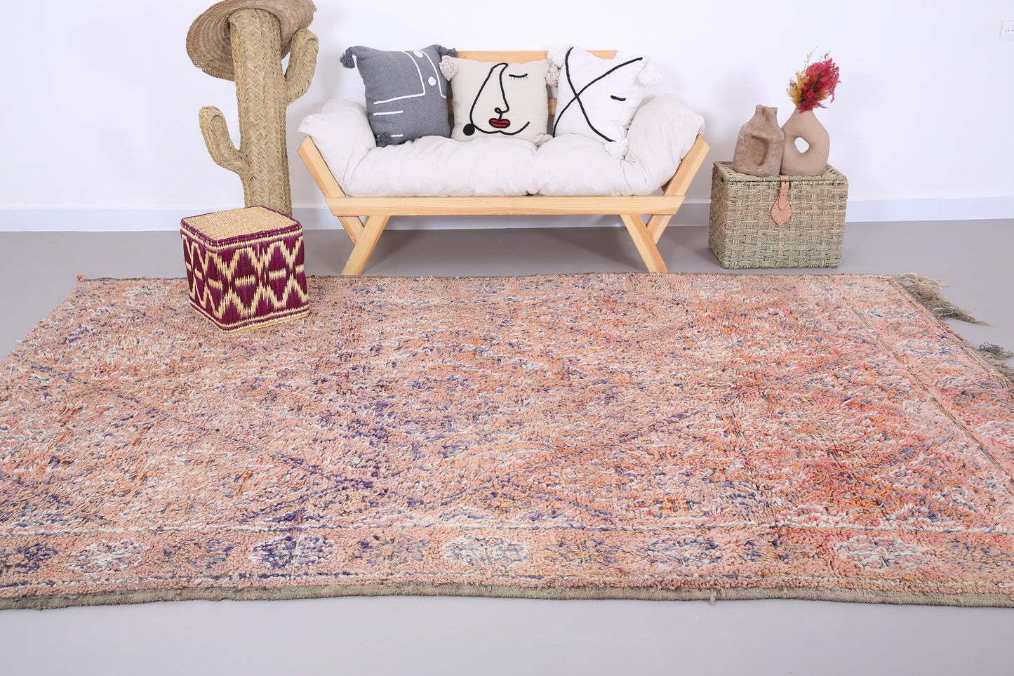 Rosa handgemachter Beni Mguild Teppich 6,7 FT x 10,3 FT - marokkanischer Vintage Teppich - handgemachter Tribal Teppich - alter Boho Teppich - marokkanischer Berber Teppich