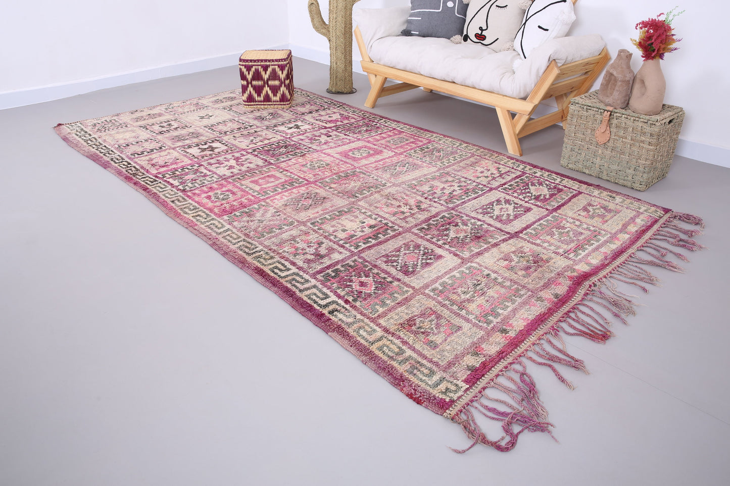 Lila marokkanischer Vintage-Teppich 17,6 x 3,2 m - Wohnzimmerteppich - handgemachter Teppich - marokkanischer Berberteppich - alter Boho-Teppich - Unikat-Teppich 70er