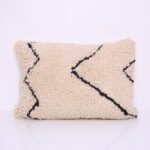 Vintage Moroccan Pillow 15.3''x 22.8" - Kilim Pillowcase - Handmade pillow cover - wool pillowcase - Berber Pillowcase - vintage pillowcase